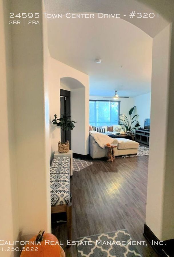 24595 Town Center Dr-Unit -#3201 in Santa Clarita, CA - Building Photo - Building Photo