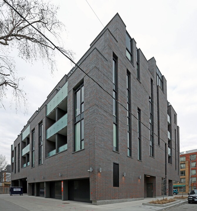 Oben Flats Leslieville in Toronto, ON - Building Photo