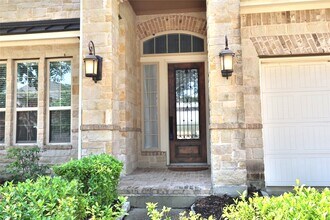 2018 Ralston Branch Way in Sugar Land, TX - Building Photo - Building Photo