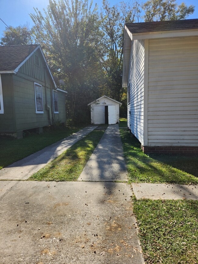 4664 Clayton Dr in Baton Rouge, LA - Building Photo - Building Photo