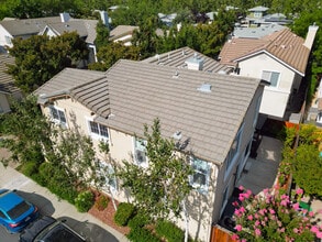 5884 Cedarwood Cmn in Livermore, CA - Building Photo - Building Photo