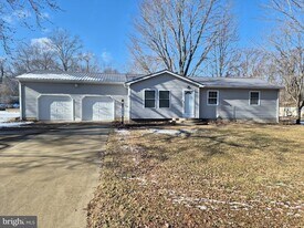 149 Winfred Dr in Felton, DE - Building Photo