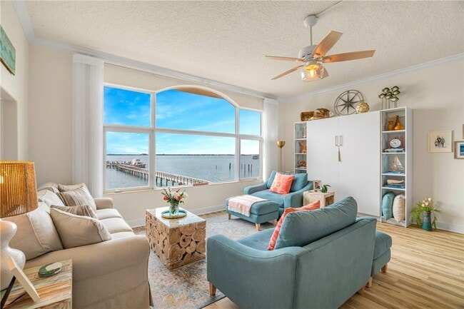 property at 1701 Gulfstream Ave