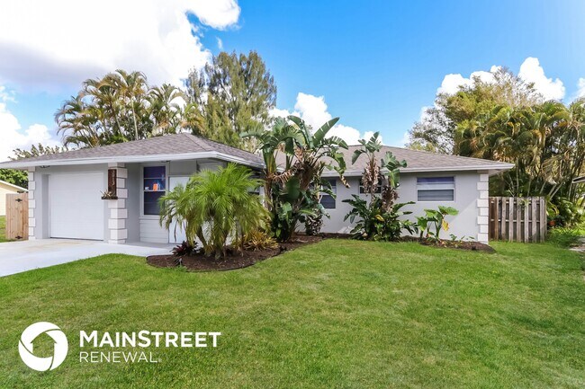 3013 SE Banyan St in Stuart, FL - Building Photo - Building Photo