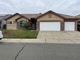 2021 Nand Dr in Yuba City, CA - Building Photo