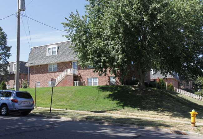 Pleasant Court in Des Moines, IA - Building Photo - Building Photo