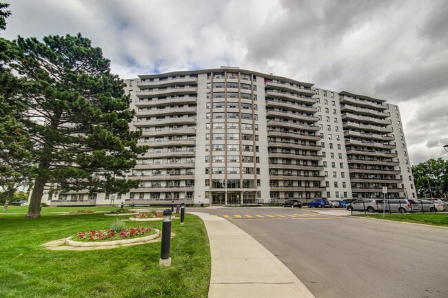 Camelot Towers I
