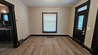 110-110.5-1105 Wood St in Ontario, OH - Building Photo - Building Photo