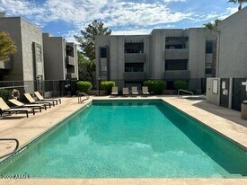 8020 E Thomas Rd in Scottsdale, AZ - Building Photo