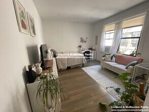 15 Peterborough St in Boston, MA - Foto de edificio - Building Photo