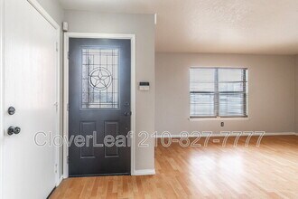 6203 Lakeview Dr. in San Antonio, TX - Building Photo - Building Photo