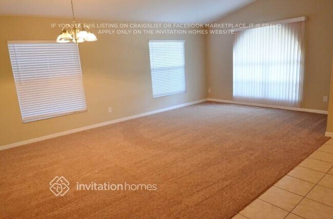 9803 White Barn Way in Riverview, FL - Building Photo - Building Photo