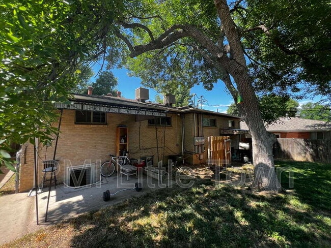 5366 S Huron St in Littleton, CO - Foto de edificio - Building Photo