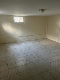 1303 E 35th St photo'