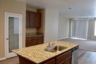 735 Suzanne Dr in Merced, CA - Building Photo - Building Photo