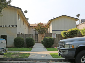 3344 E Sierra Madre Ave Apartments