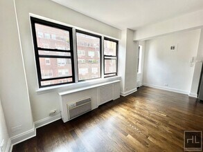 BEEKMAN PLACE, Unit 9E in New York, NY - Foto de edificio - Building Photo