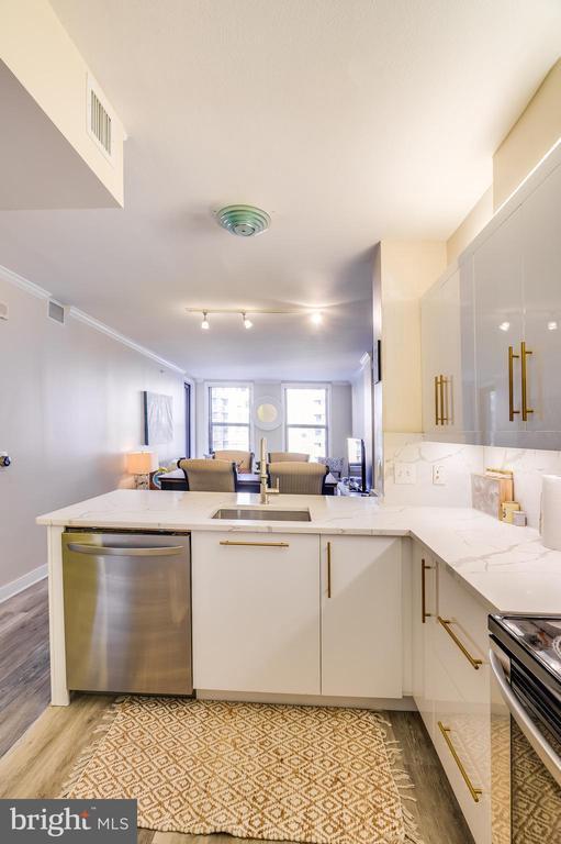 631 D St NW in Washington, DC - Building Photo - Building Photo