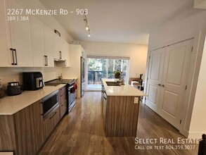 2267 McKenzie Rd in Abbotsford, BC - Building Photo - Building Photo