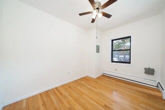 583 Gregory Ave in Weehawken, NJ - Building Photo - Building Photo