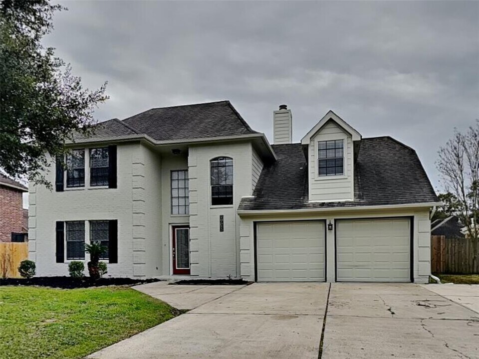 20515 Forest Stream Dr in Humble, TX - Building Photo
