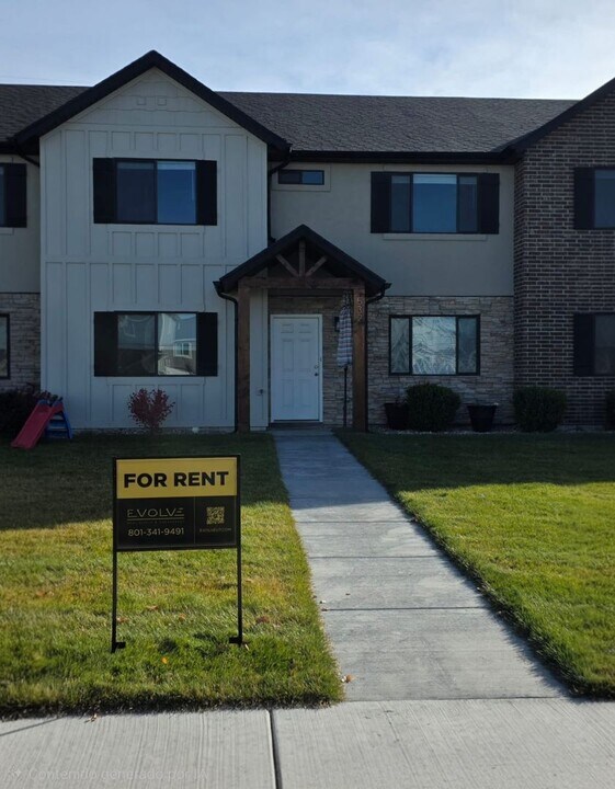 532 N 1300 W in Springville, UT - Building Photo