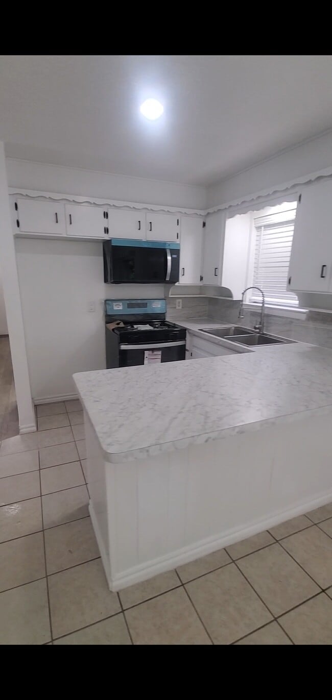 property at 549 NW Renfro St