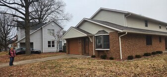 403 Short St, Unit Front