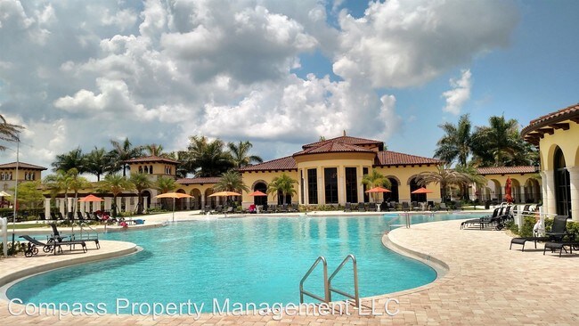 20018 Benissimo Dr in Venice, FL - Foto de edificio - Building Photo