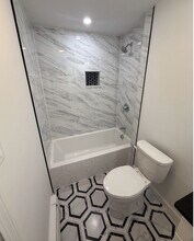 10 Colonial Dr in Andover, MA - Building Photo - Building Photo