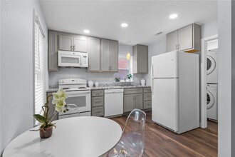 1433 Collins Ave in Richmond Heights, MO - Building Photo - Building Photo