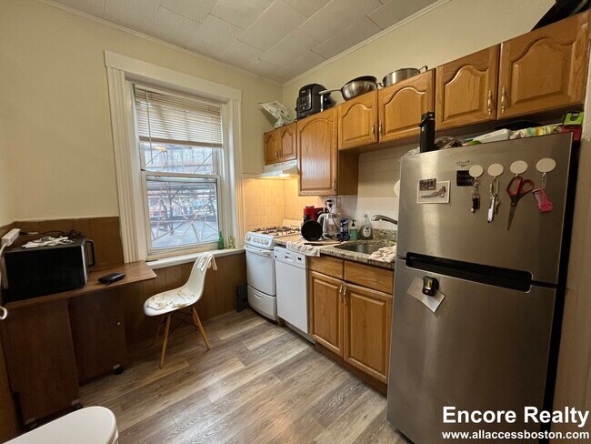 property at 126 Warren St