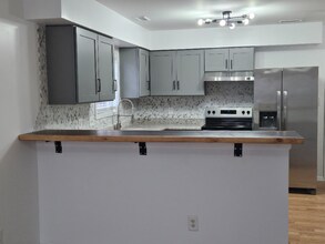 1910 Bromwich Rd in Charlotte, NC - Building Photo - Building Photo