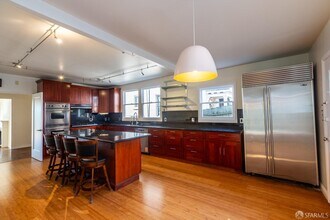 1030 Ulloa St in San Francisco, CA - Building Photo - Building Photo