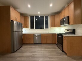 562 29th St in Oakland, CA - Building Photo