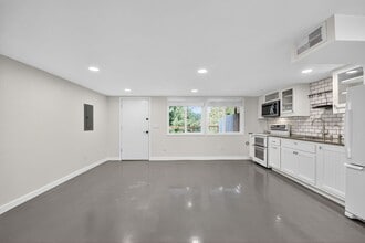 5614 35th Ave E in Tacoma, WA - Building Photo - Building Photo