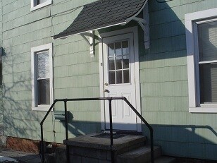 93 South St in Hanover, PA - Building Photo