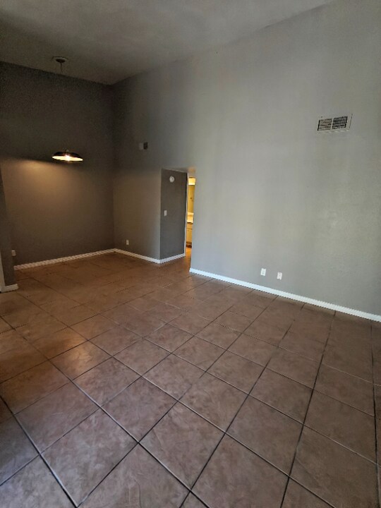 747 S Ext Rd in Mesa, AZ - Building Photo