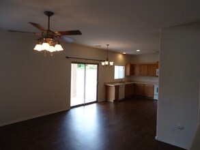17248 W Marshall Ln in Surprise, AZ - Building Photo - Building Photo