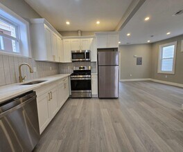 144 Stevens Ave in Jersey City, NJ - Building Photo - Building Photo