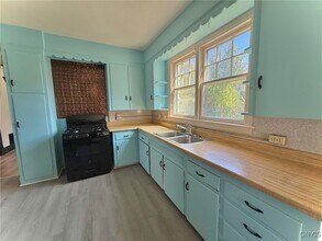 617 Carbon St in Syracuse, NY - Building Photo - Building Photo