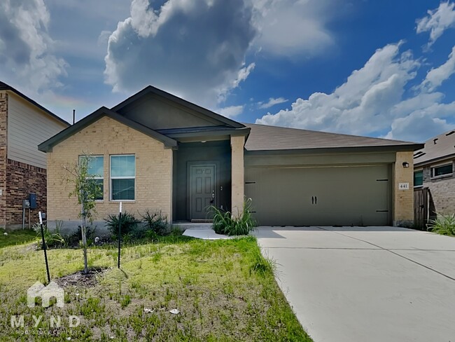 441 Sebring Cir in Hutto, TX - Foto de edificio - Building Photo