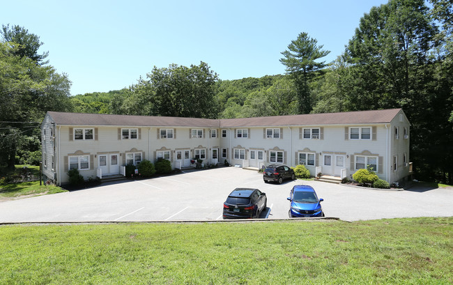 Hanover Park Apartments in Baltic, CT - Building Photo - Primary Photo