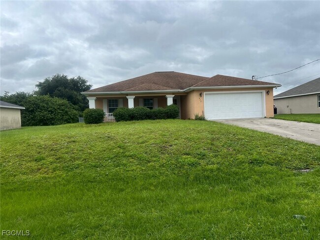 property at 422 Pinehurst Ave