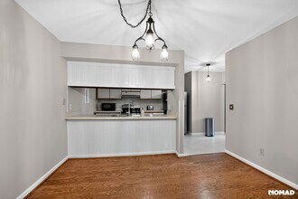 120 Finley Forest Dr in Chapel Hill, NC - Building Photo - Building Photo