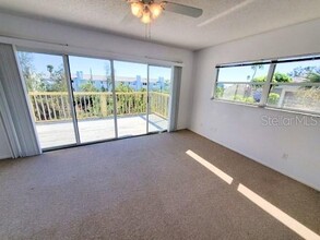 611 2nd St in Indian Rocks Beach, FL - Building Photo - Building Photo