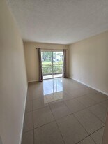 4133 NW 88th Ave in Coral Springs, FL - Building Photo
