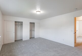 Mountain View Duplexes, Ponderay, LLC in Ponderay, ID - Building Photo - Building Photo