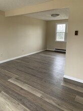 419 Phillips Rd in Webster, NY - Building Photo - Building Photo