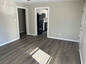 1907 NE 26th St in Winston-Salem, NC - Building Photo - Building Photo